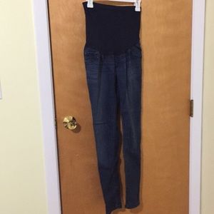 Maternity skinny jeans